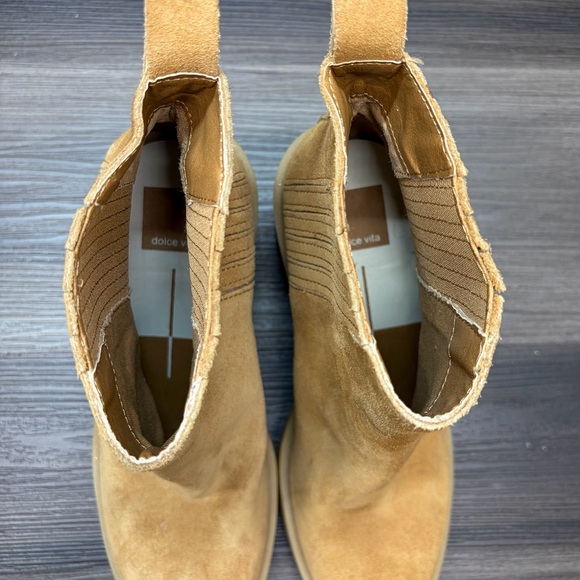 Dolce Vita Celia Tan Suede Chunky Heel Chelsea Ankle Boots 8M - Picture 7 of 7